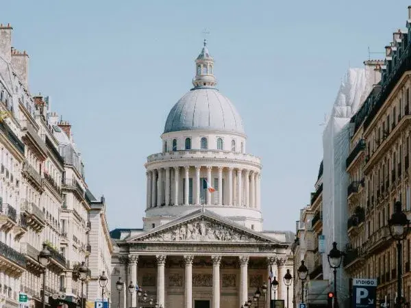 latin quarter paris,barrio latino paris,