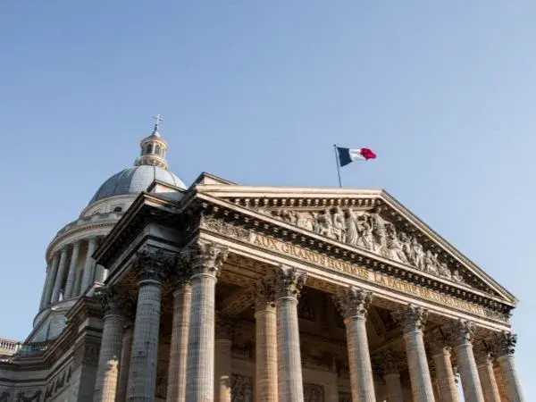 latin quarter paris,barrio latino paris,