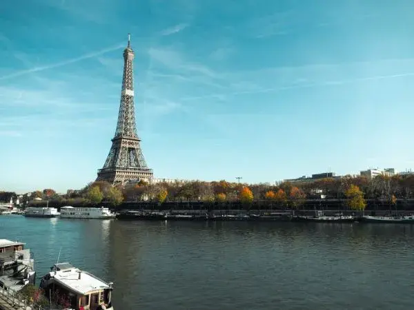 seine river cruise,bateaux mouche paris